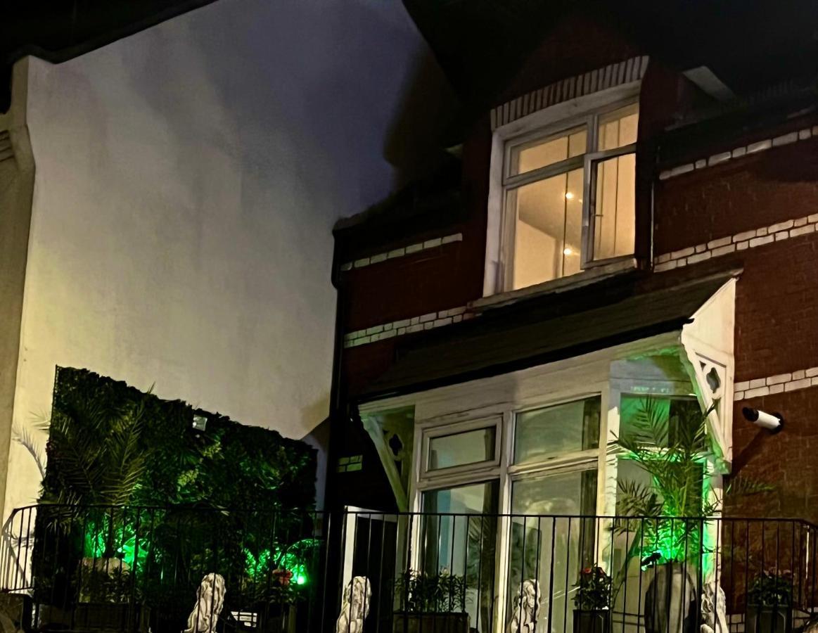Hampstead Opulence Apartment - Luxurious Split Level Property London Eksteriør billede