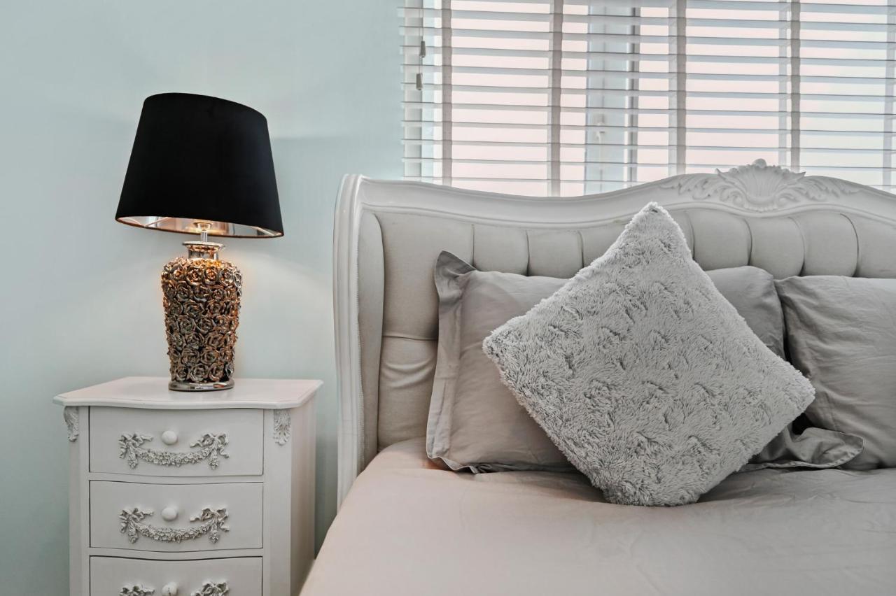 Hampstead Opulence Apartment - Luxurious Split Level Property London Eksteriør billede